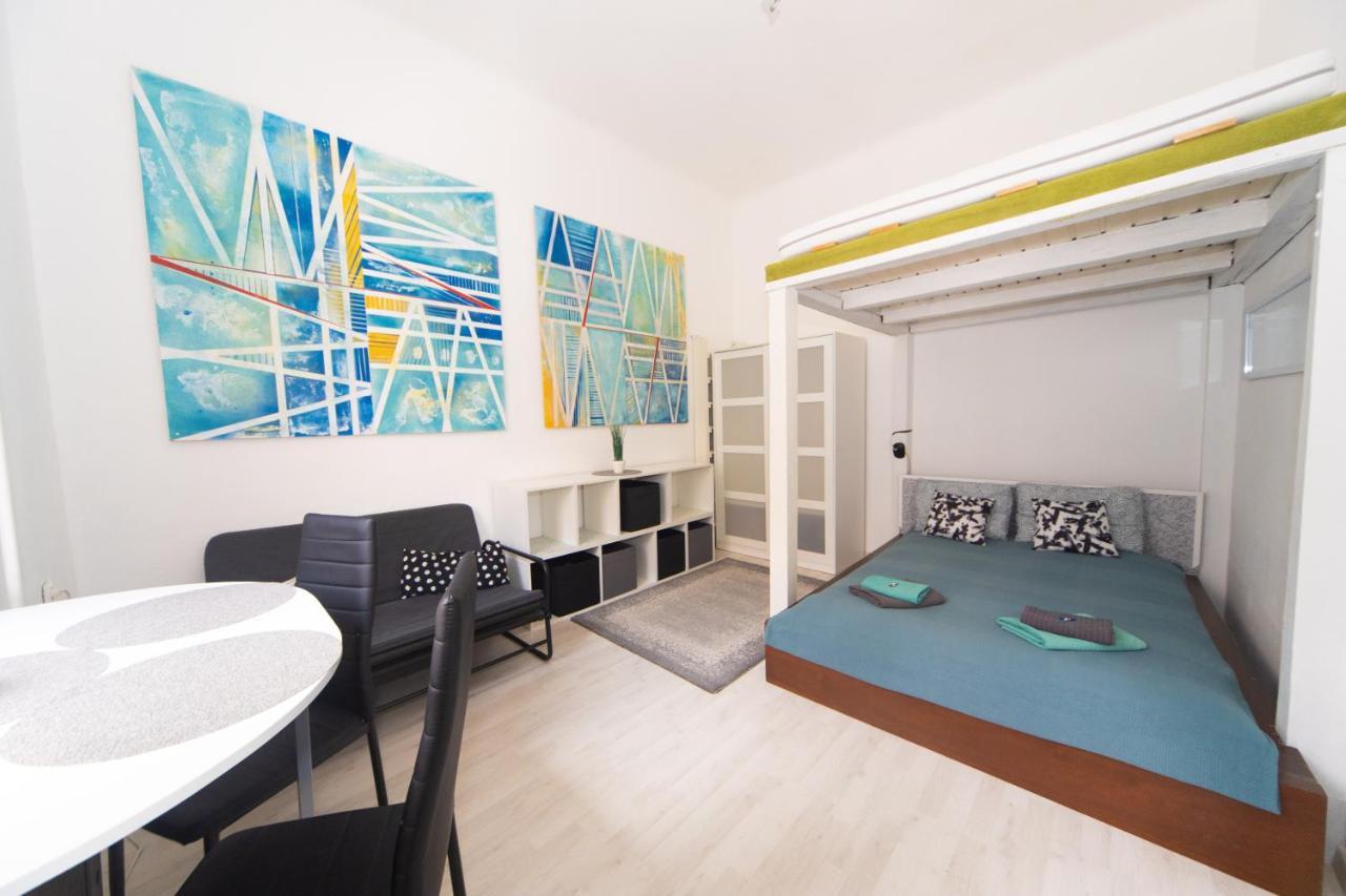 Cosy Studio Apartment With Airconditioner บูดาเปสต์ ภายนอก รูปภาพ